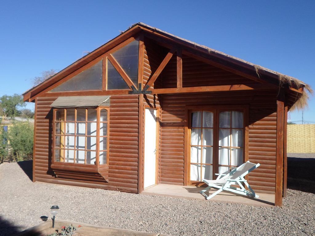 Cabanas Dona Juanita Hotel ซานเปโดร เด อาตากามา ภายนอก รูปภาพ